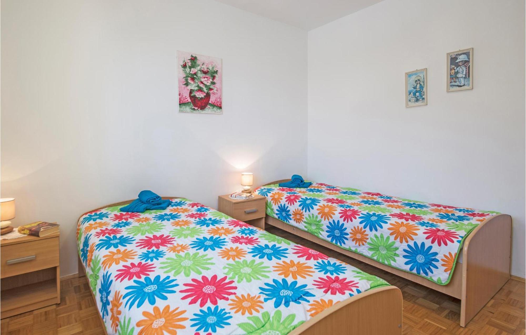Gorgeous Apartment In Pula With House Sea View Dış mekan fotoğraf